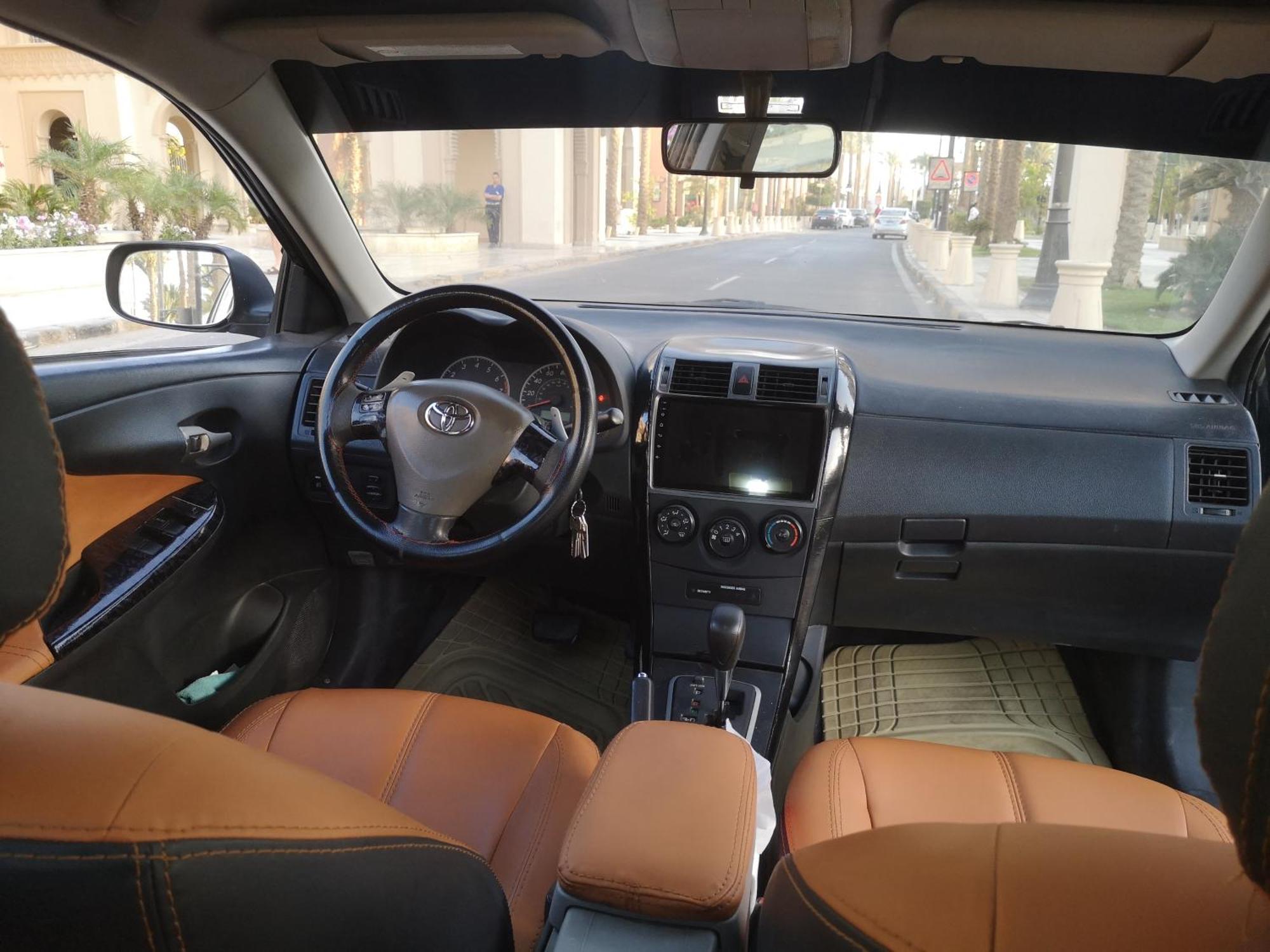 Taxi & Limousine Kapselhotel *